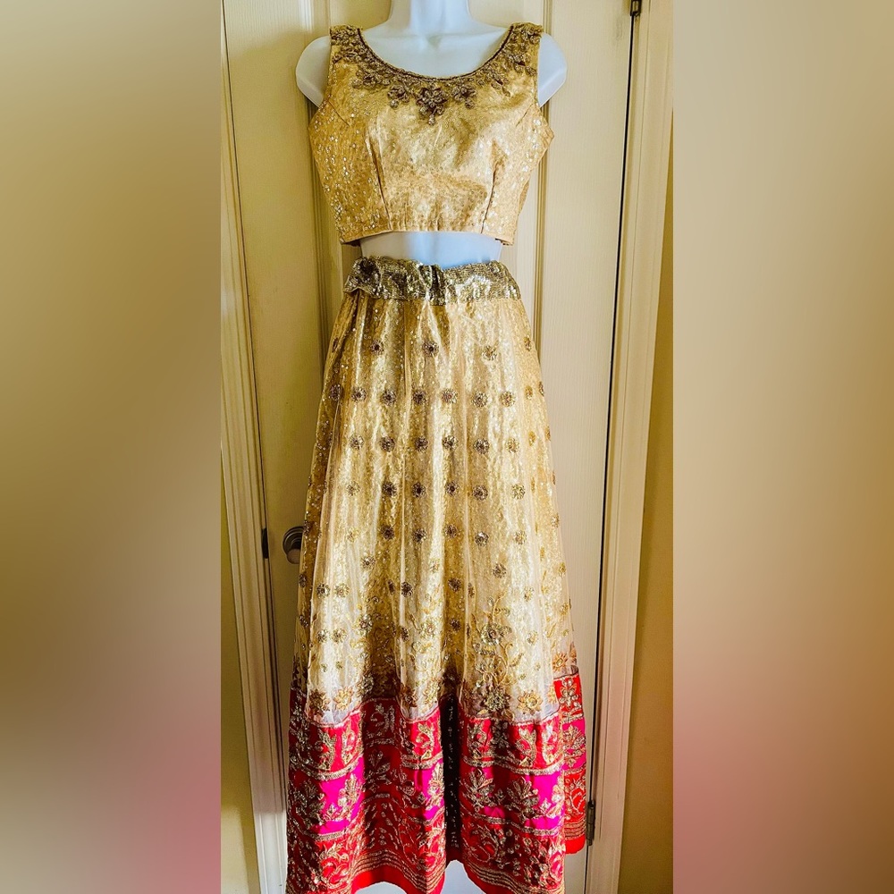 Handmade Women’s Lehenga Choli Traditional Indian Outfit